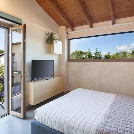 Residenza Vedovelli Aparthotel Torri Del Benaco Buitenkant foto